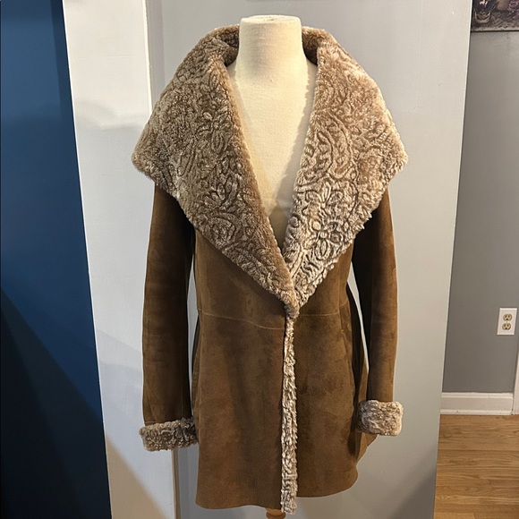 Blue Duck Elegant Brown Shearling Coat EUC ladies size large - Picture 1 of 12